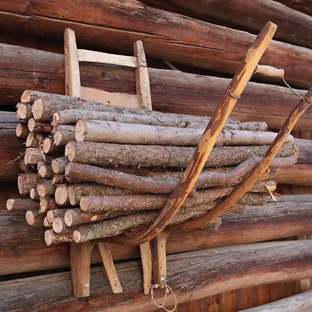 Casa Da Luzi Сasa de vacaciones Surcasti