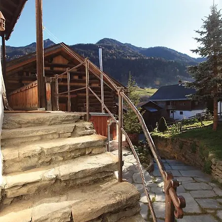 Casa Da Luzi * Surcasti