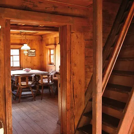 Casa Da Luzi Feriehus Surcasti